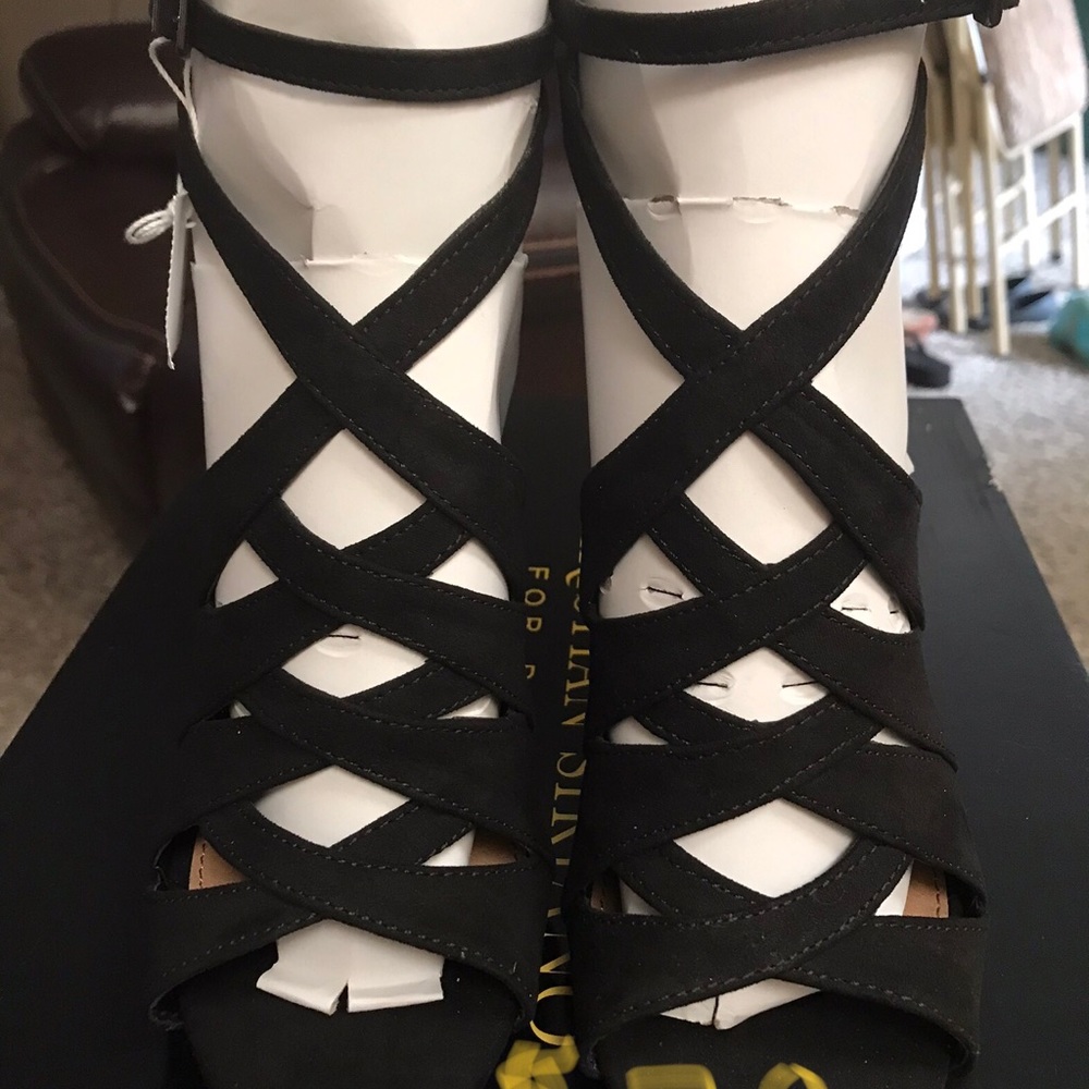 New black strapped heels